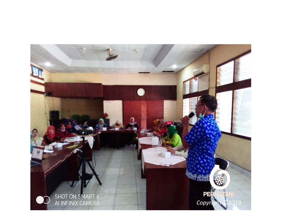 Perhutani Ikatan Istri Karyawan Perhutani Gandeng Dinkes Rembang Gelar