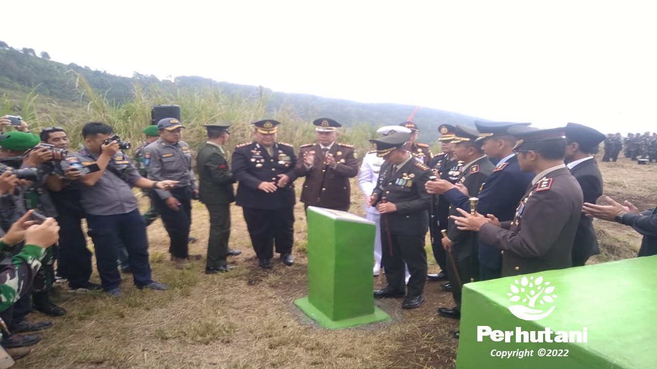 Perhutani Perhutani Hadiri Upacara Peringatan HUT TNI Ke 77 Di Kuningan