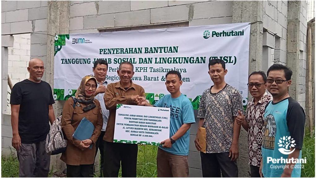 Perhutani Perhutani Salurkan Bantuan Tjsl Untuk Pembangunan Madrasah Al