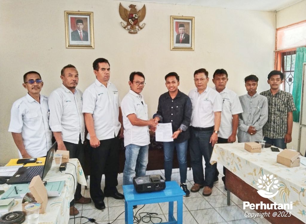 Perhutani Perhutani Bersama LMDH Teken Perpanjangan PKS Wisata Religi