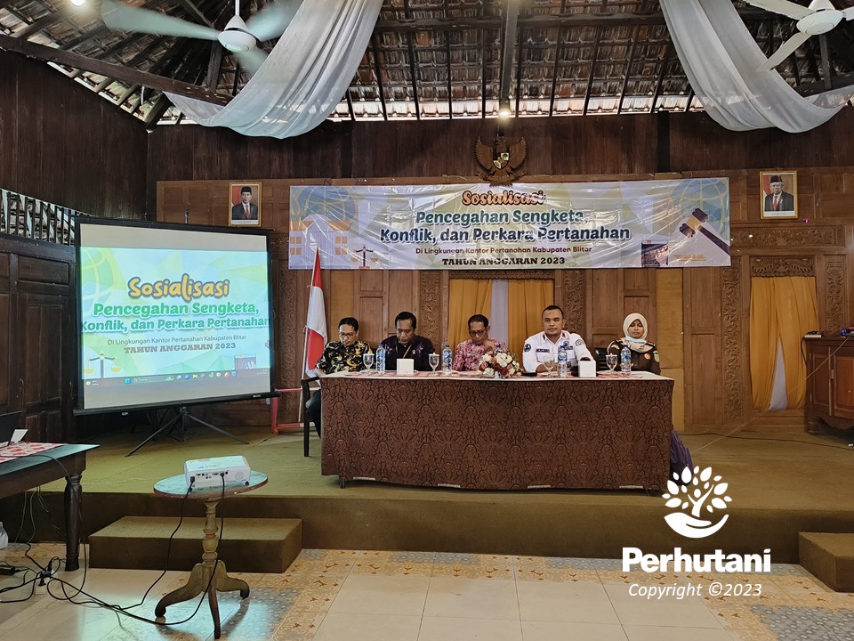 Perhutani Administratur Perhutani Blitar Menjadi Narasumber Sosialisasi