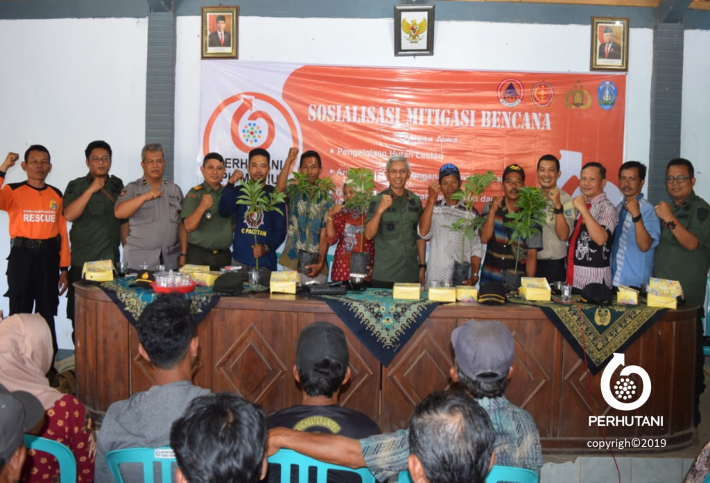 Perhutani Perhutani Madiun Sosialisasikan Mitigasi Bencana Di Desa