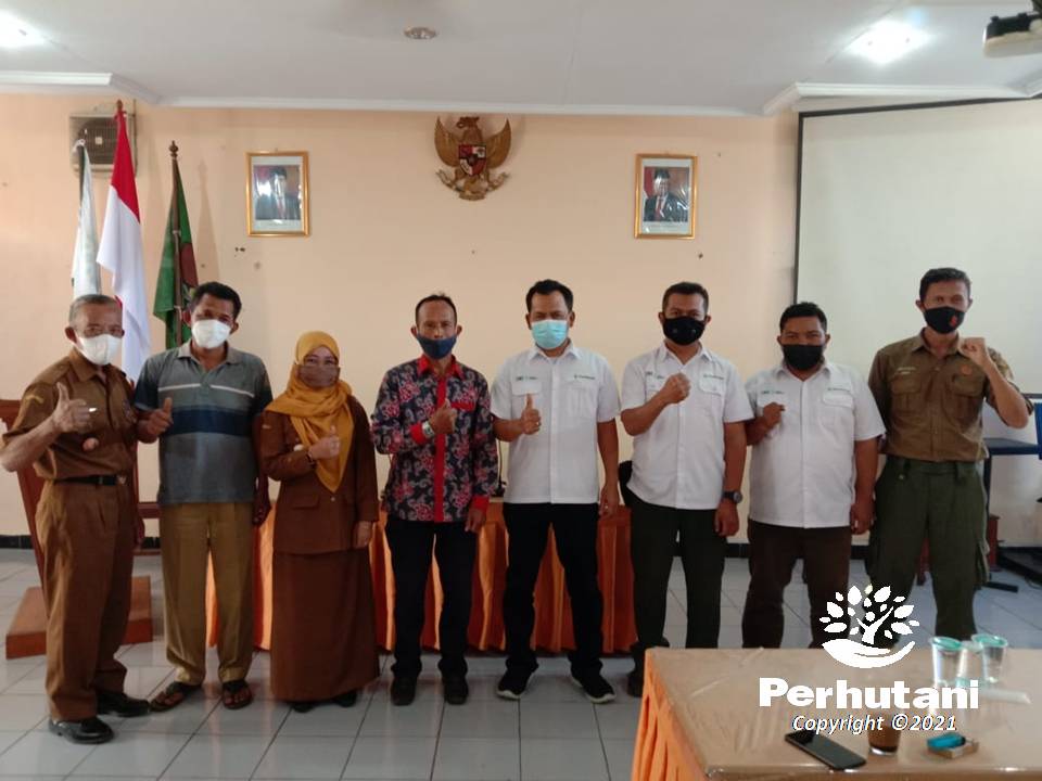 Perhutani Perhutani Tandatangani Pks Wisata Bersama Lmdh Manunggal Rasa Di Kuningan Perhutani 1398