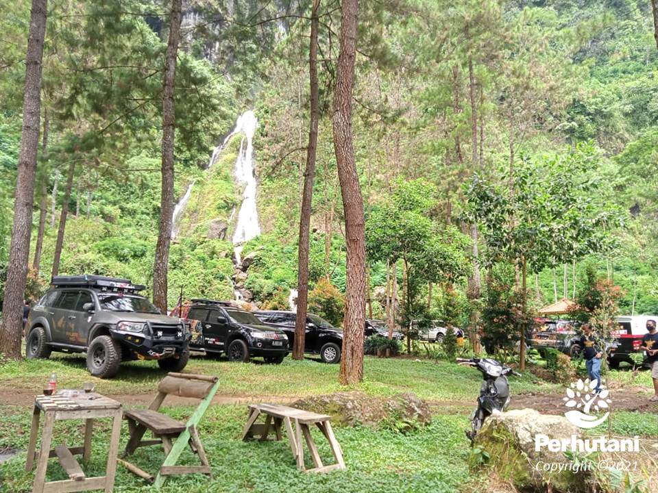 Perhutani Wisata Perhutani Curug Gunung Putri Jadi Lokasi Aksi Sosial Komunitas Pib Perhutani 9743
