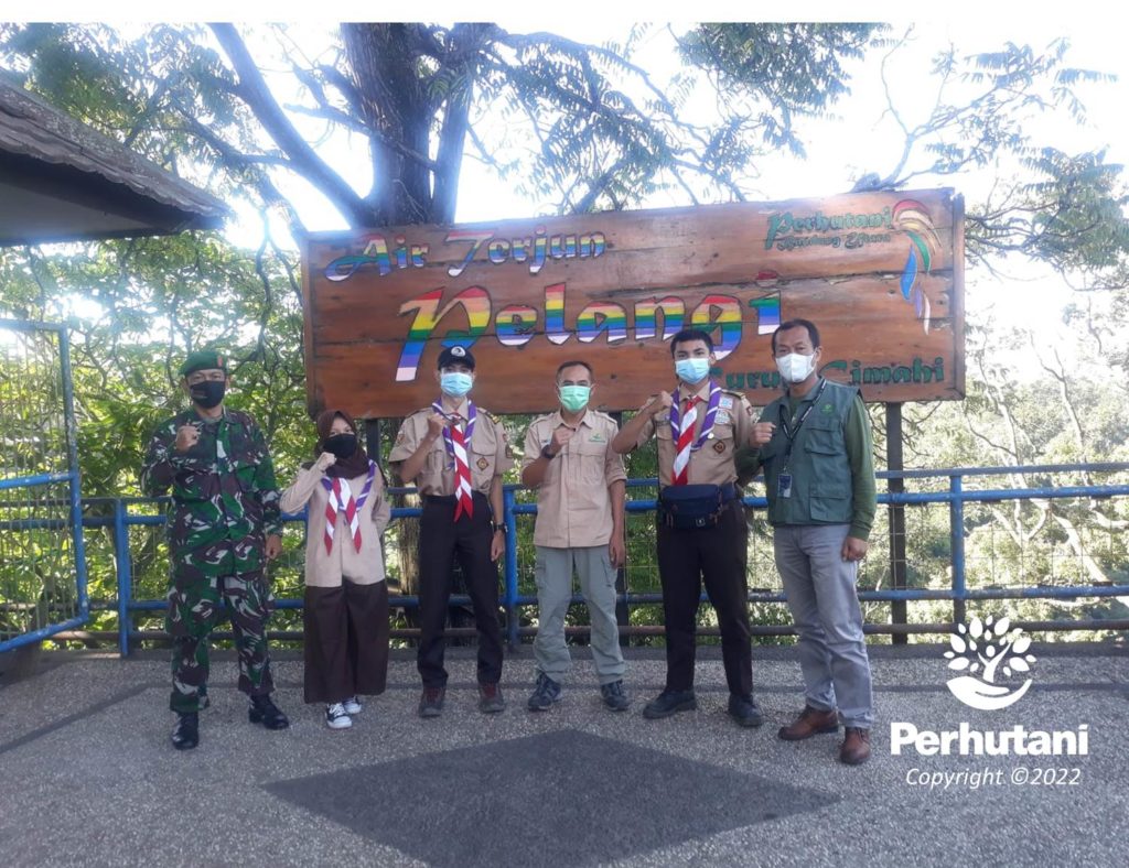 Perhutani Perhutani Kph Bandung Utara Gandeng Saka Wanabakti Ikut Serta Pengamanan Obyek Wisata 0028