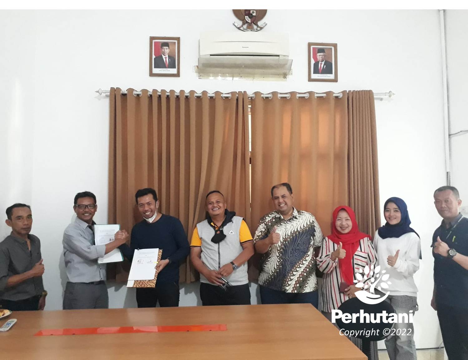 Perhutani Perhutani Lakukan Penandatanganan Pks Wisata Maranganani Camp Bersama Mitra Di Bandung