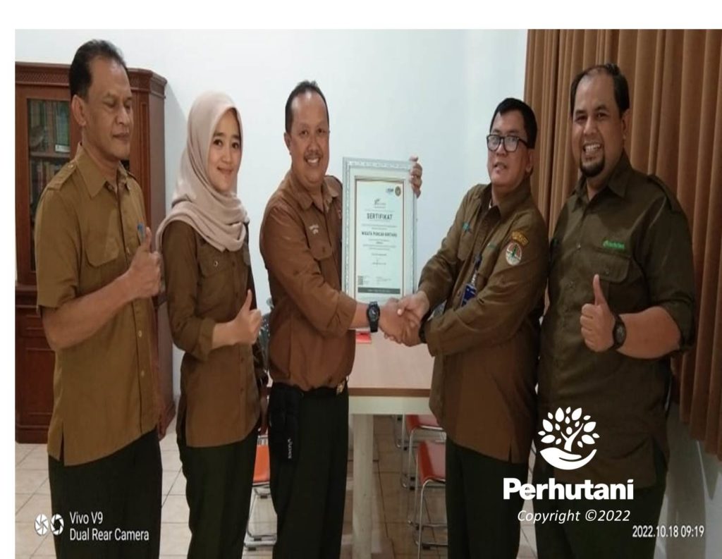 Perhutani Wisata Puncak Bintang Perhutani Bandung Utara Raih Penghargaan Sertifikasi Wisata 5716