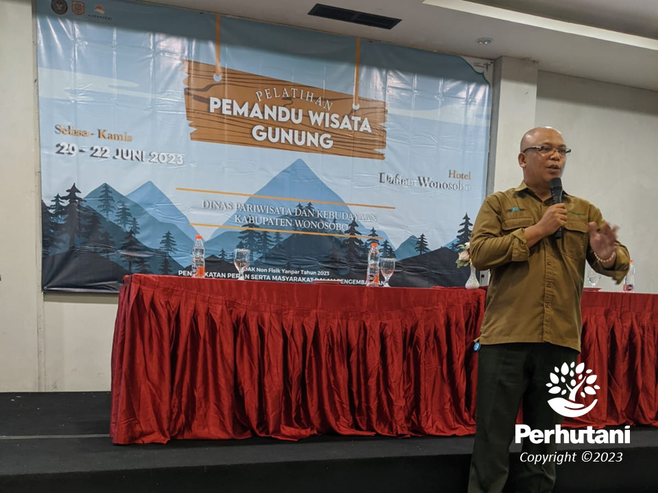 Perhutani Perhutani Bersama Dinas Pariwisata Dan Kebudayaan Kabupaten Wonosobo Gelar Pelatihan 5916